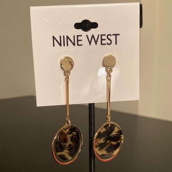 Nine West Jewelry - Nine West Gold and Patterned Oval Earrings